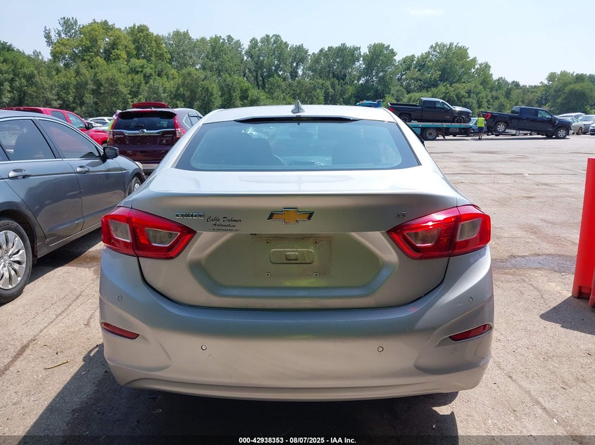 2017 CHEVROLET CRUZE LT AUTO - 3G1BE5SM2HS561689