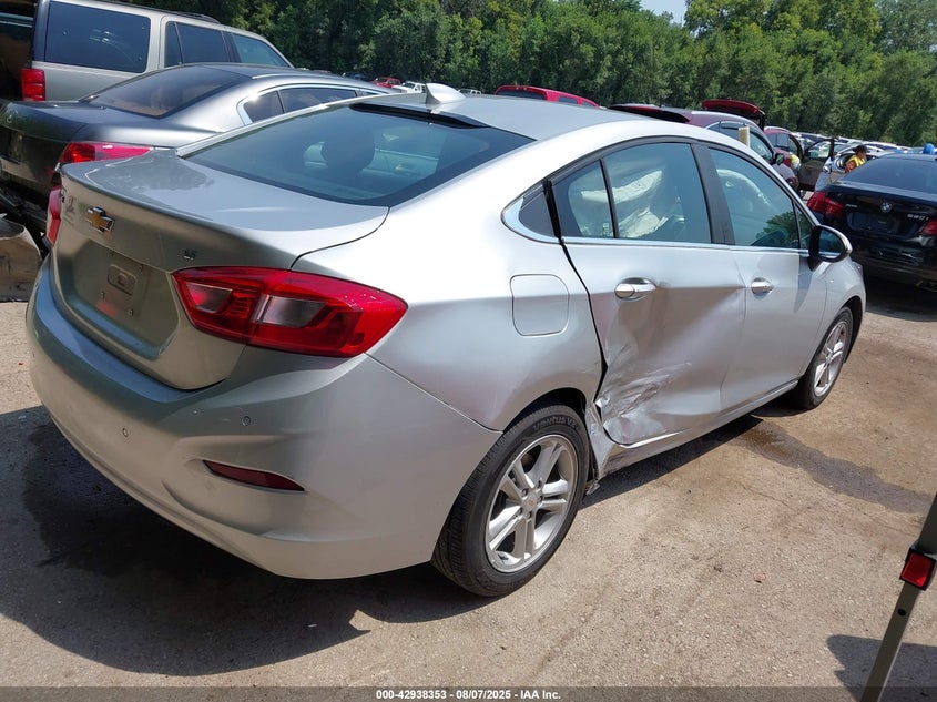 2017 CHEVROLET CRUZE LT AUTO - 3G1BE5SM2HS561689