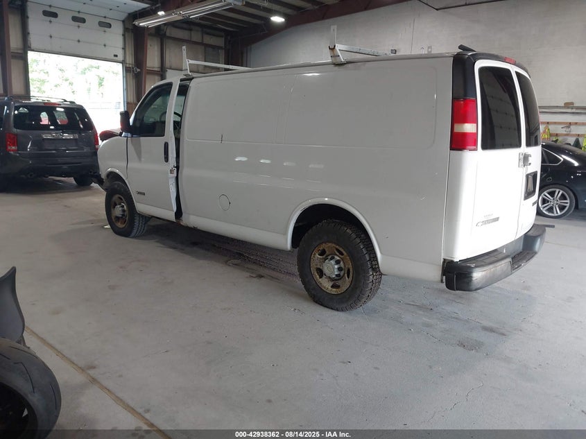 1GCHG35UX61149319 2006 CHEVROLET EXPRESS photo no. 3