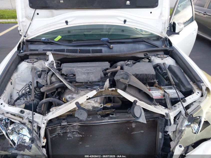 4T1BF1FKXEU452975 2014 TOYOTA CAMRY photo no. 10