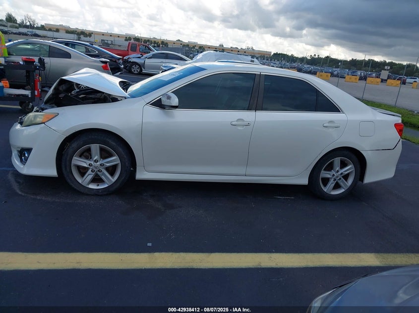 4T1BF1FKXEU452975 2014 TOYOTA CAMRY photo no. 15