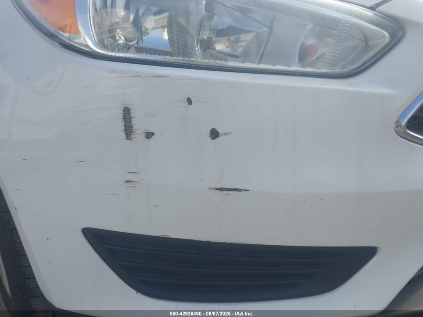 2015 FORD FOCUS SE - 1FADP3K23FL250195