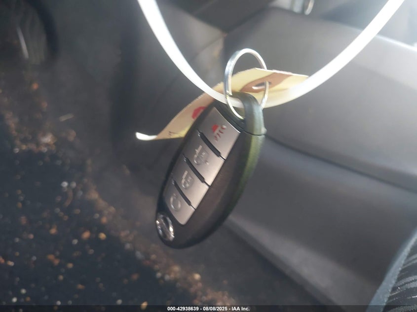 2017 NISSAN ROGUE SV - 5N1AT2MT7HC895844