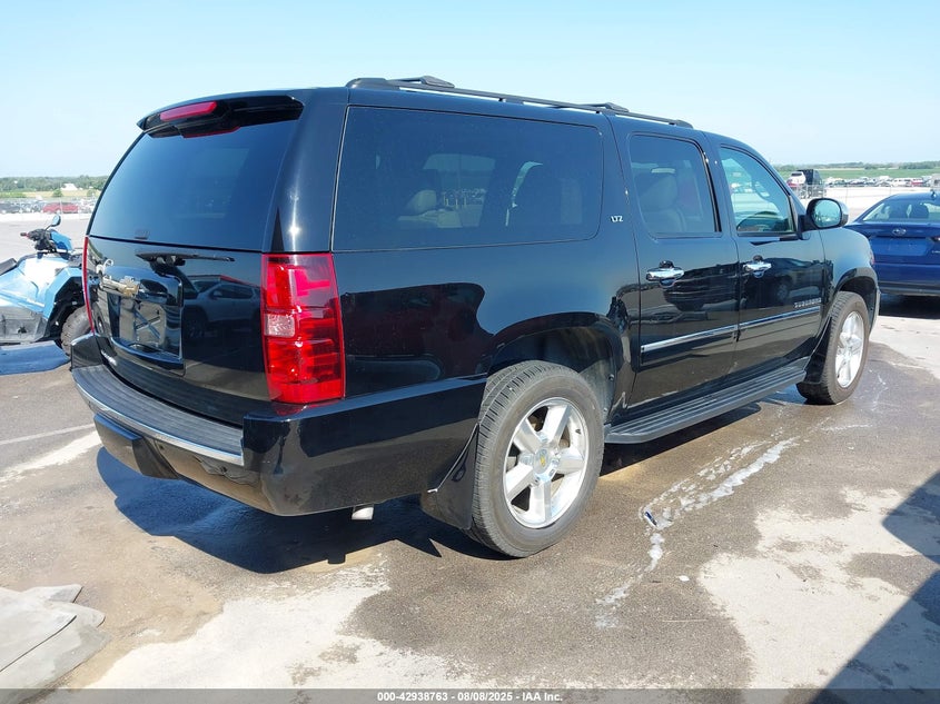 2013 CHEVROLET SUBURBAN 1500 LTZ - 1GNSKKE73DR259207