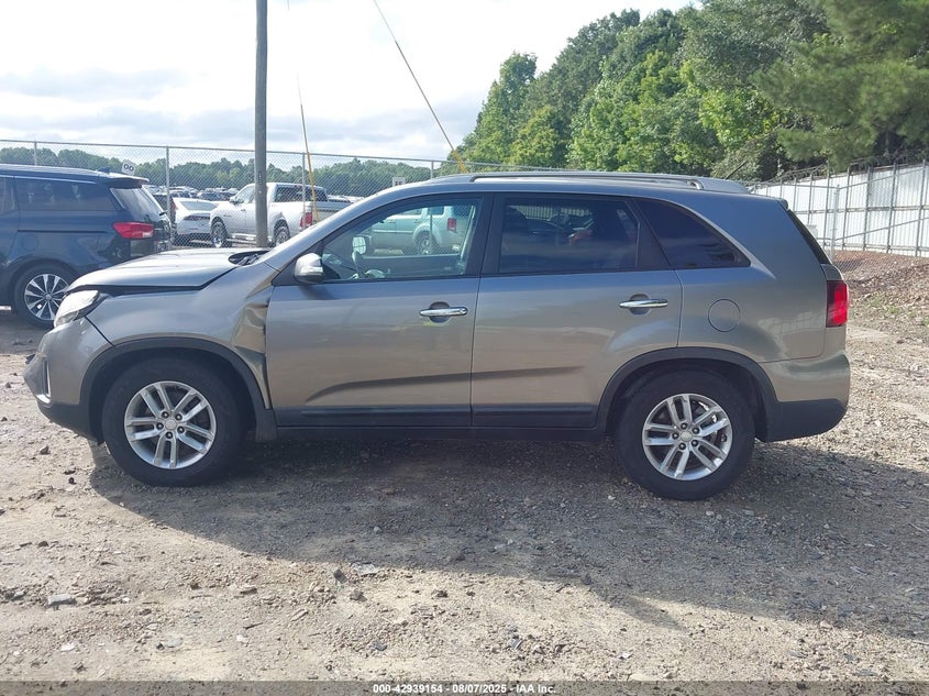 2015 Kia Sorento Lx VIN: 5XYKT4A64FG555689 Lot: 42939154