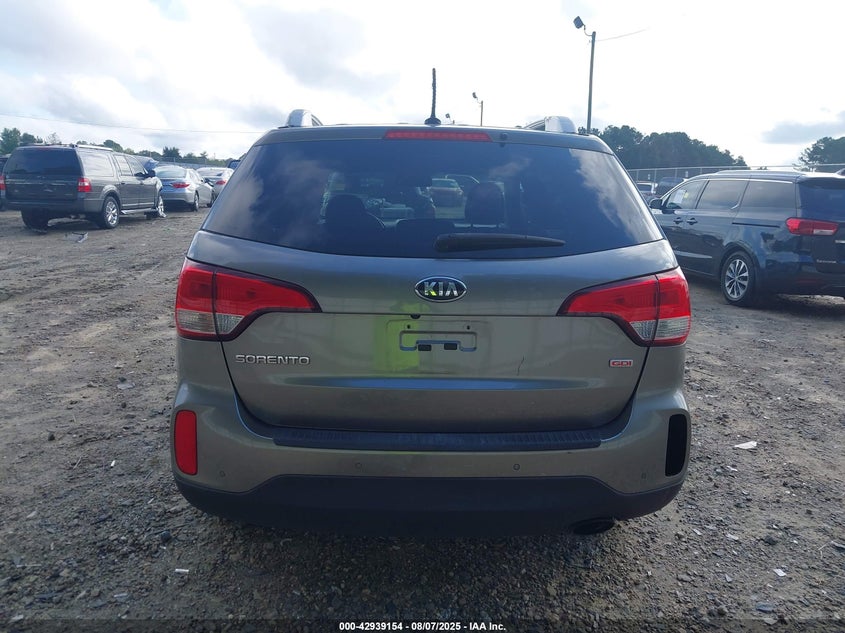 2015 Kia Sorento Lx VIN: 5XYKT4A64FG555689 Lot: 42939154
