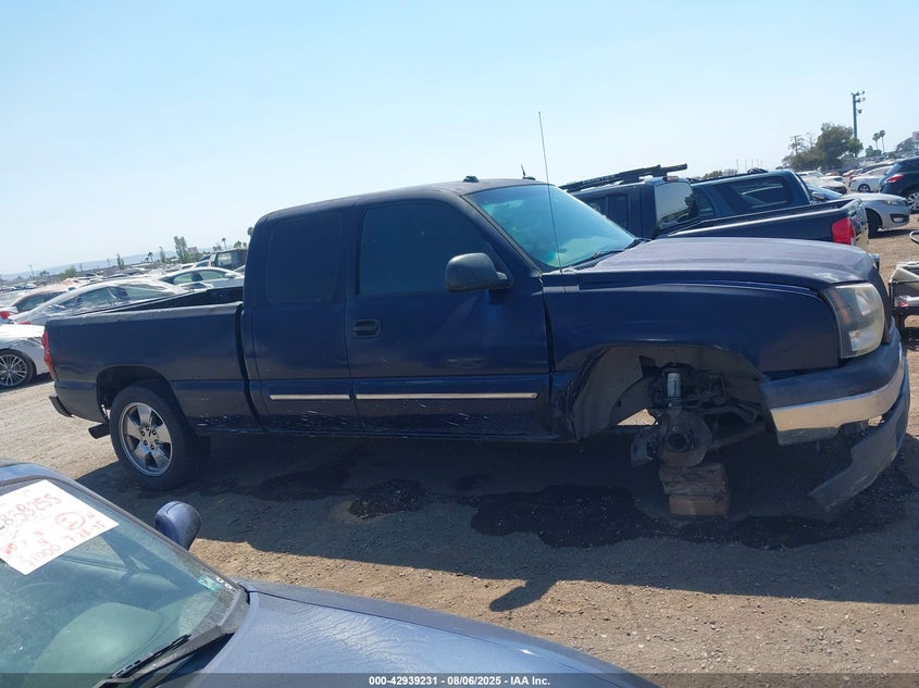 2004 Chevrolet Silverado 1500 Ls VIN: 2GCEC19T641355720 Lot: 42939231