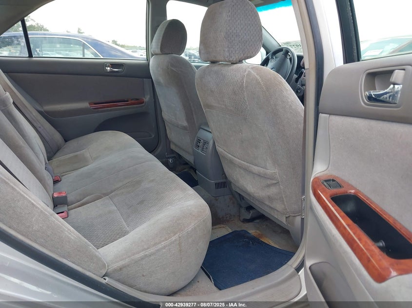 2002 Toyota Camry VIN: 4T1BE32K12V537168 Lot: 42939277