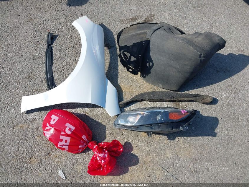 2016 Chevrolet Malibu Premier VIN: 1G1ZH5SX5GF250809 Lot: 42939600