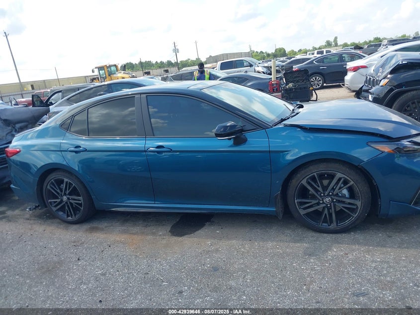 2025 Toyota Camry Xse VIN: 4T1DAACK7SU057241 Lot: 42939646