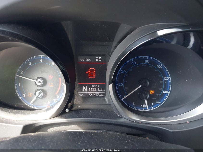 2014 Toyota Corolla S/S Plus/S Premium VIN: 5YFBURHE7EP171181 Lot: 42939927