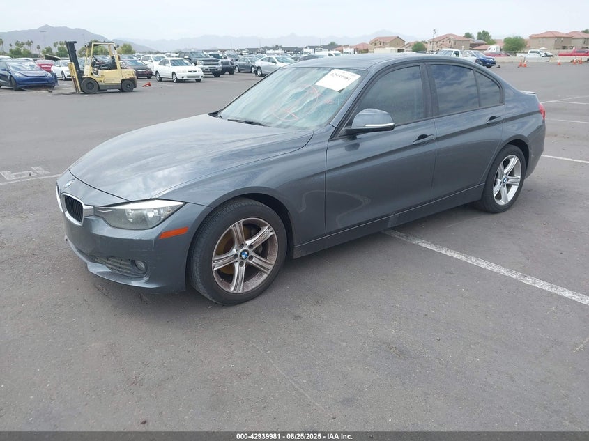 Vin: wba3b1c54ek132059, lot: 43433757, bmw 320i 20142