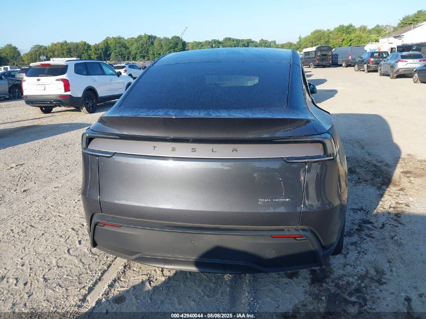 2026 Tesla Model Y - 7SAYGDEEXTA388497