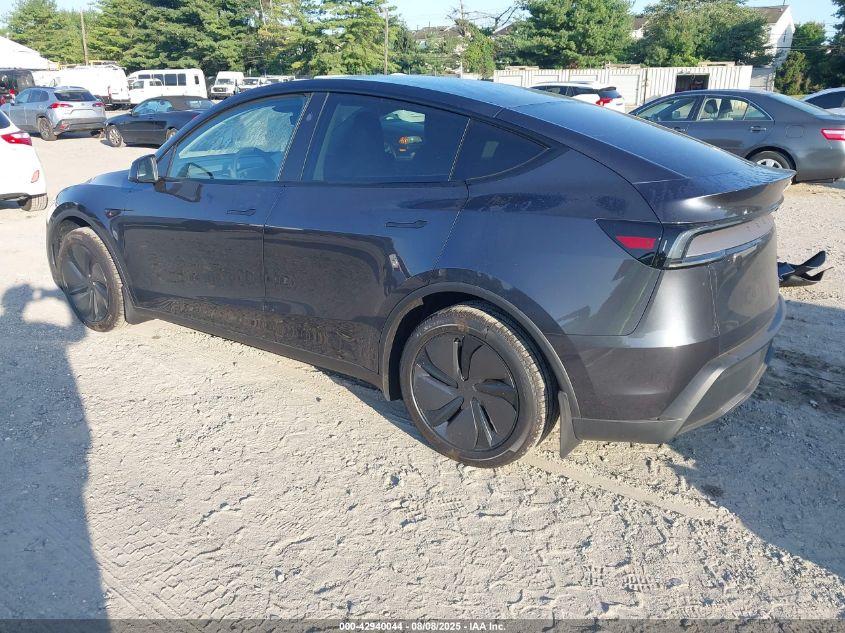 2026 Tesla Model Y - 7SAYGDEEXTA388497