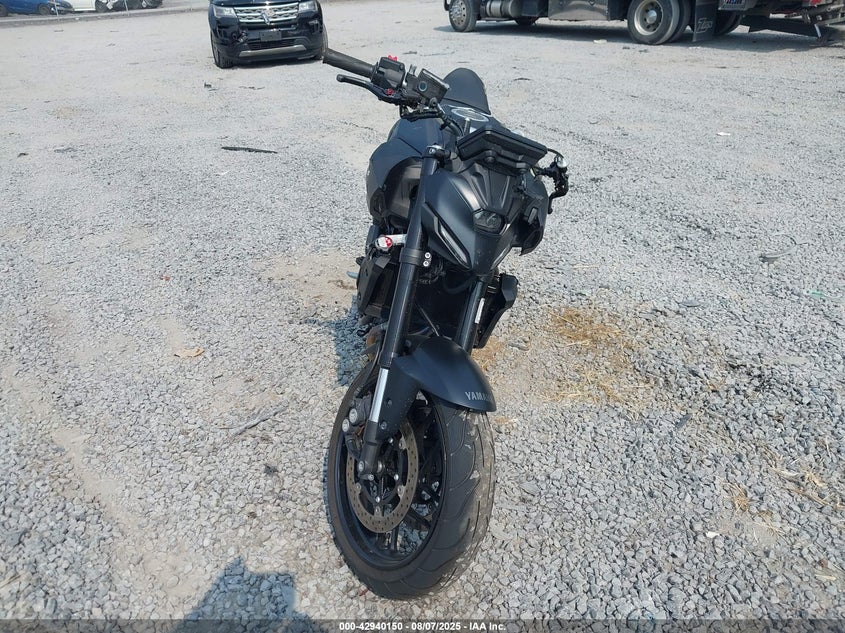 2025 YAMAHA MTN690 JYARM48E0SA001497