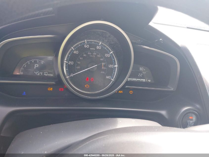 2020 Toyota Yaris Le VIN: 3MYDLBJV0LY705469 Lot: 42940259