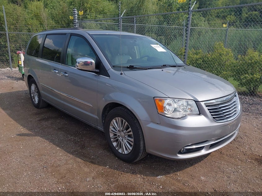 2C4RC1CG2FR554488 2015 Chrysler Town & Country Touring-L auction photo 1