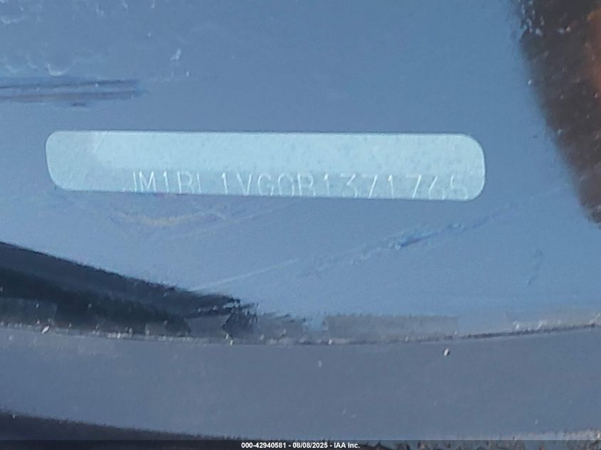 2011 Mazda Mazda3 I Touring VIN: JM1BL1VG0B1371765 Lot: 42940581