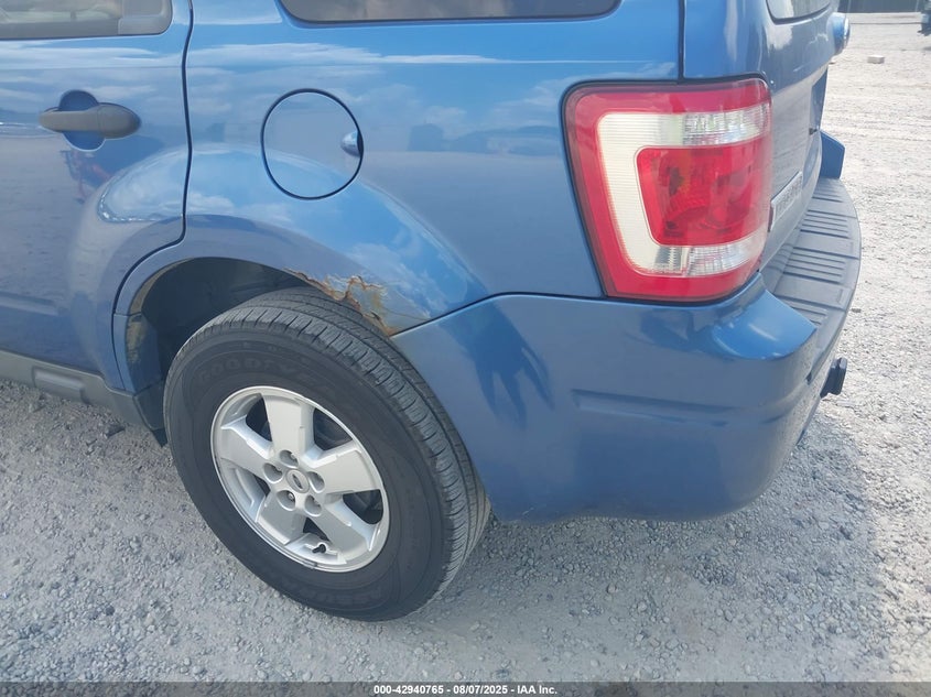 2010 Ford Escape Xlt VIN: 1FMCU0DG1AKC18202 Lot: 42940765