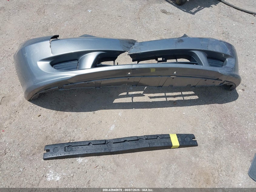 2005 Honda Civic Ex VIN: 2HGES26885H523778 Lot: 42940979