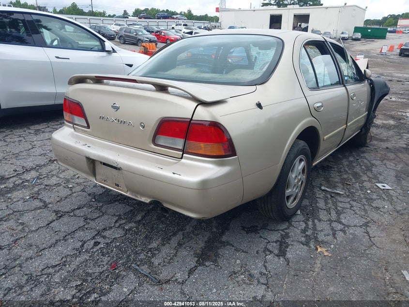 JN1CA21D4VT845224 1997 NISSAN MAXIMA photo no. 4
