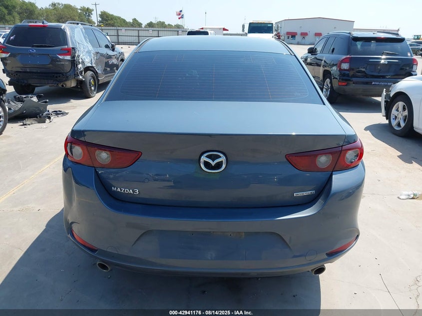 2023 Mazda Mazda3 2.5 S Carbon Edition VIN: 3MZBPACM4PM365617 Lot: 42941176