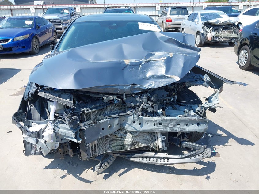 2023 Mazda Mazda3 2.5 S Carbon Edition VIN: 3MZBPACM4PM365617 Lot: 42941176