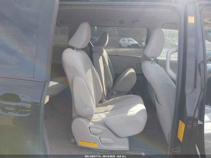 2011 Toyota Sienna Le V6 VIN: 5TDKK3DC0BS164213 Lot: 42941714