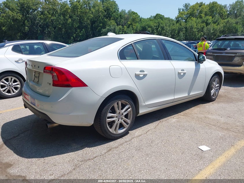 Vin: yv1612fs0d2218911, lot: 43436133, volvo s60 t5 20134