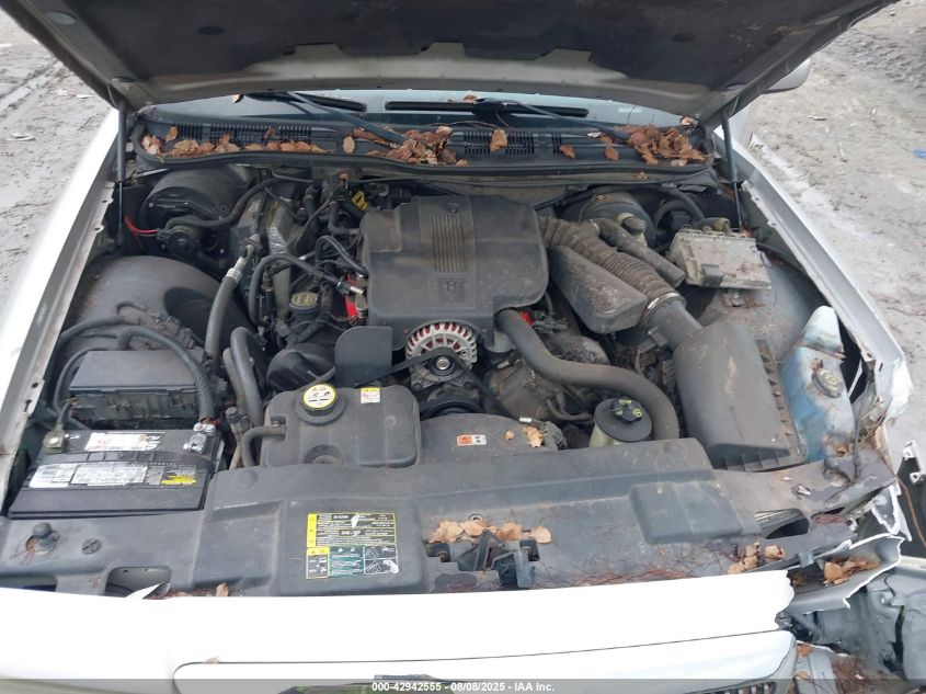 2005 Mercury Grand Marquis Gs VIN: 2MEFM74W15X60315 Lot: 42942555