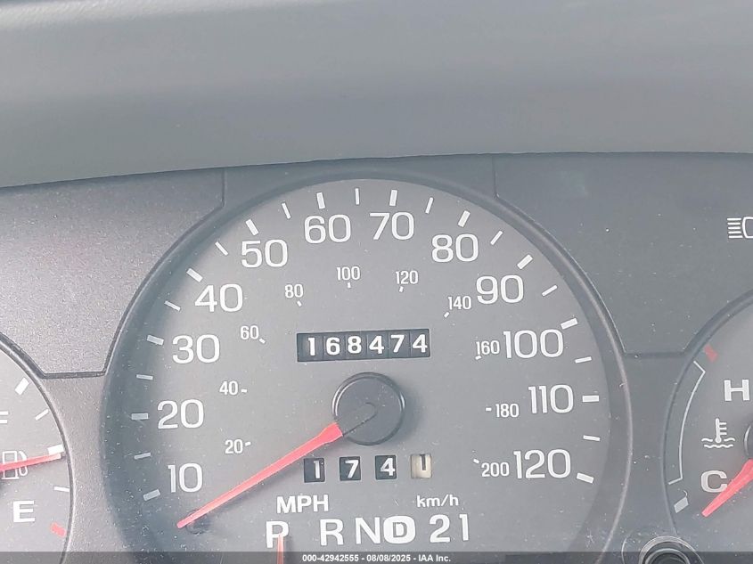 2005 Mercury Grand Marquis Gs VIN: 2MEFM74W15X60315 Lot: 42942555