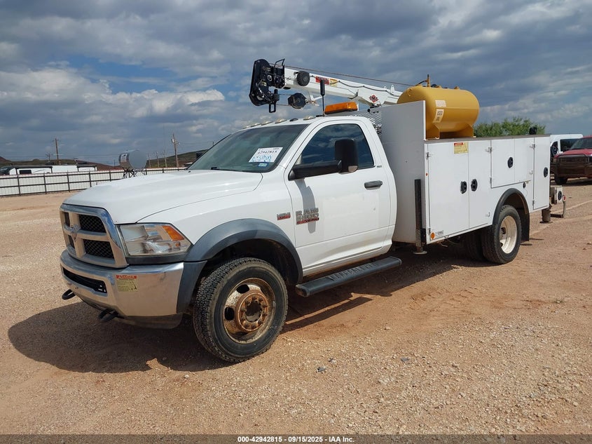 2016 Ram 5500 Chassis Tradesman/Slt null truck gasoline 3C7WRMBJ5GG232115 photo #3