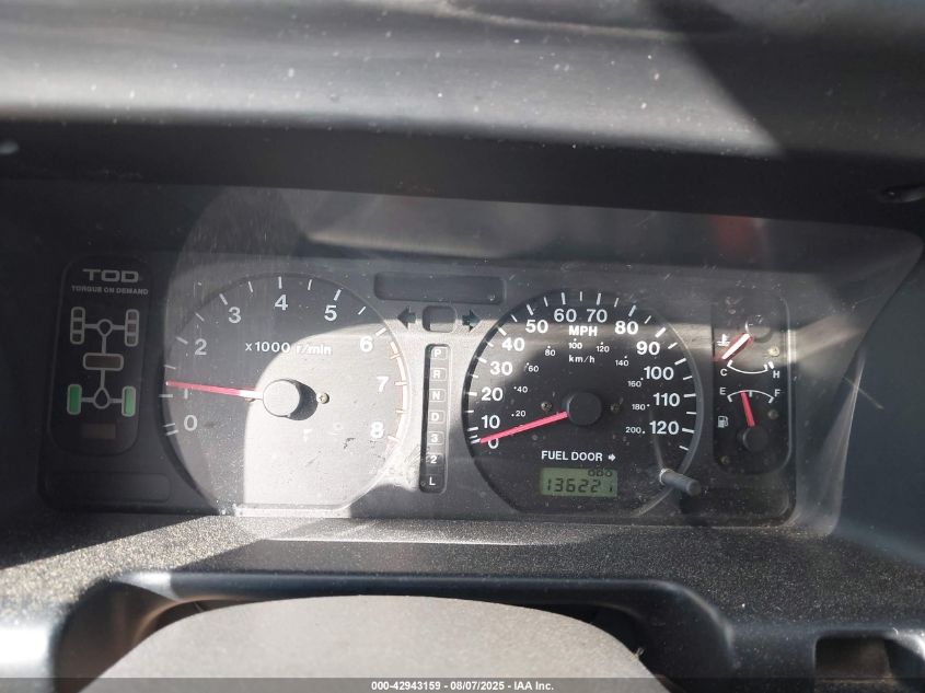 2000 Isuzu Trooper Limited/Ls/S VIN: JACDJ58XXY7J00976 Lot: 42943159