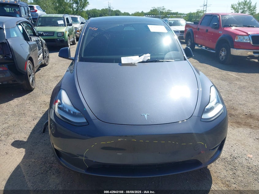 2023 Tesla Model Y Awd/Long Range Dual Motor All-Wheel Drive VIN: 7SAYGDEE8PA081576 Lot: 42943188