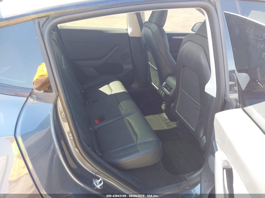 2023 Tesla Model Y Awd/Long Range Dual Motor All-Wheel Drive VIN: 7SAYGDEE8PA081576 Lot: 42943188