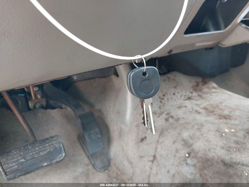 2006 GMC Yukon Sle VIN: 1GKEC13V86R114346 Lot: 42943227