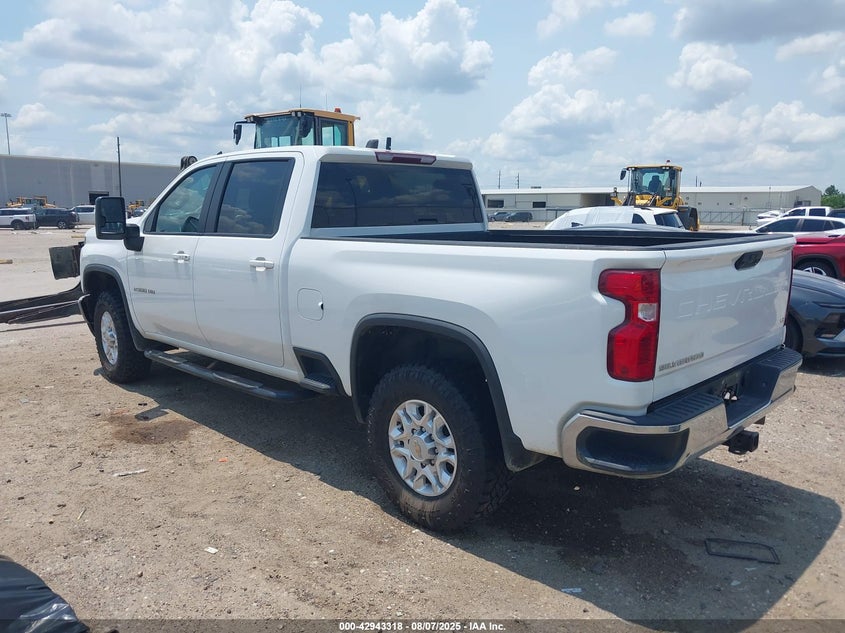 1GC4YNEY1NF106788 2022 CHEVROLET SILVERADO photo no. 3