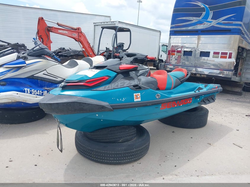 2018 Sea Doo Gti turquoise null null YDV10538B818 photo #3