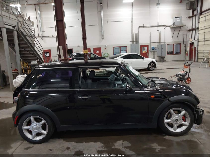 2004 Mini Cooper VIN: WMWRC33J94TJ53444 Lot: 42943789
