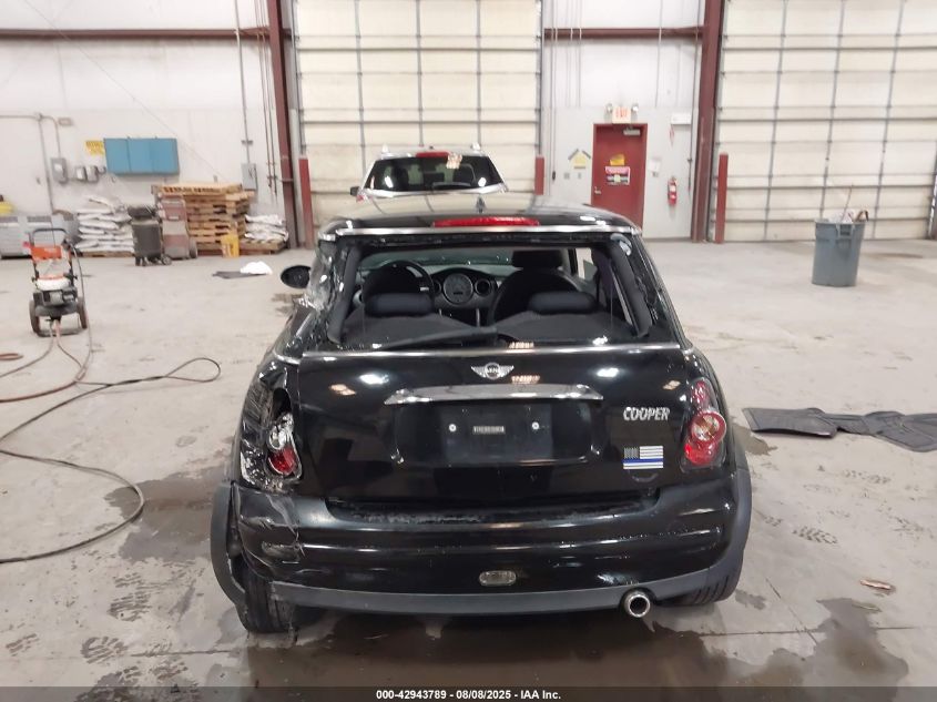 2004 Mini Cooper VIN: WMWRC33J94TJ53444 Lot: 42943789