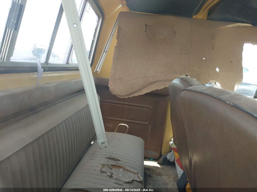 1975 Ford F250 VIN: F25MKU42572 Lot: 43384520