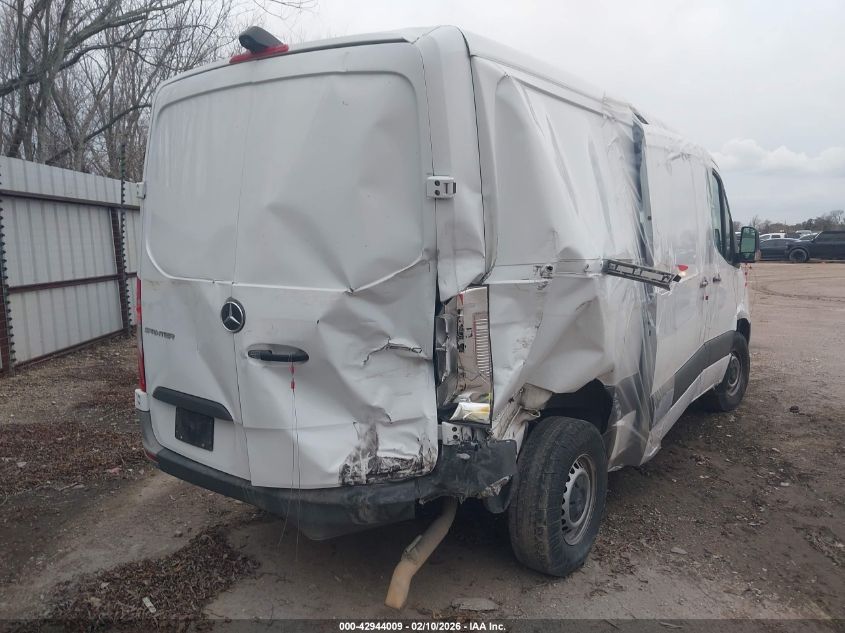 2022 Mercedes-Benz Sprinter 1500 Standard Roof I4