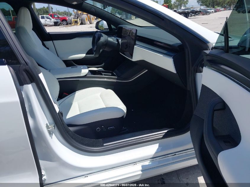 2022 Tesla Model S - 5YJSA1E66NF477596