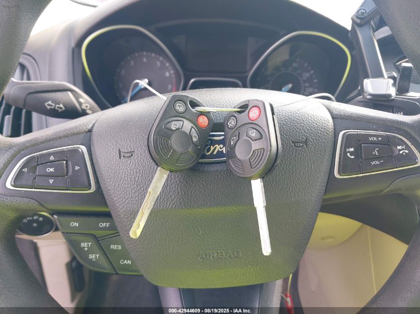 2016 Ford Focus Se VIN: 1FADP3F27GL376376 Lot: 42944609