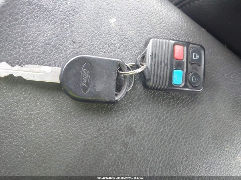 2007 Ford Mustang Gt Deluxe/Gt Premium VIN: 1ZVFT85H075267597 Lot: 42944655