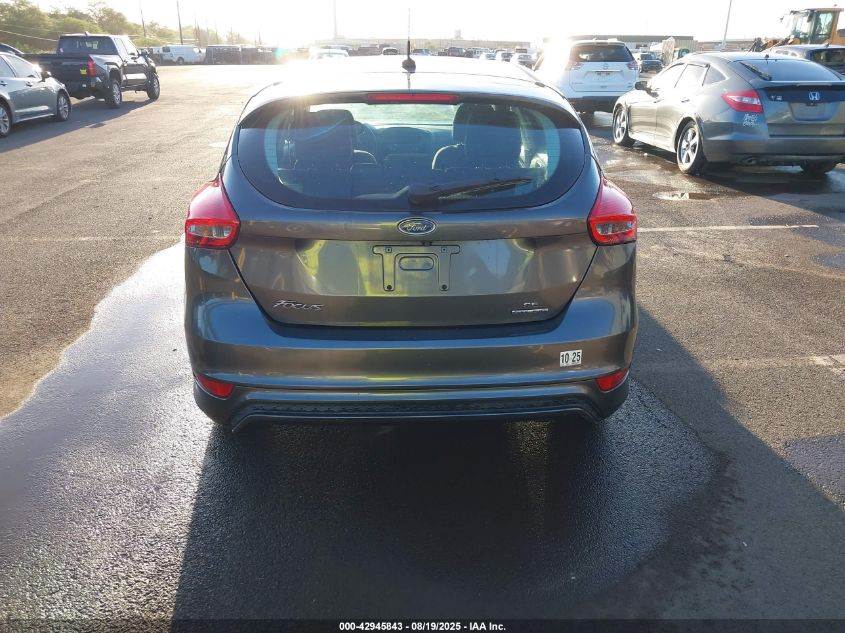 2016 Ford Focus Se VIN: 1FADP3K29GL399471 Lot: 42945843