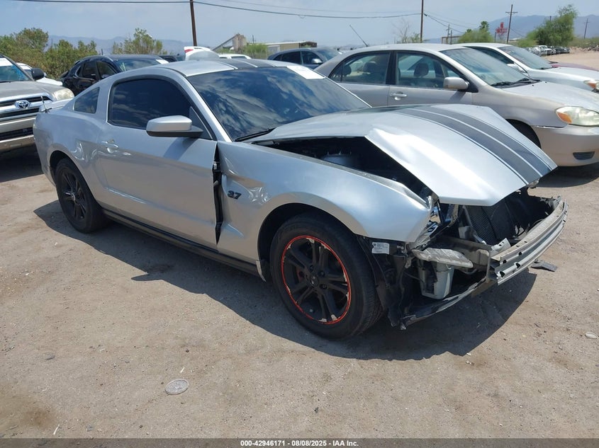1ZVBP8AM8D5260396 2013 Ford Mustang V6 Premium auction photo 1