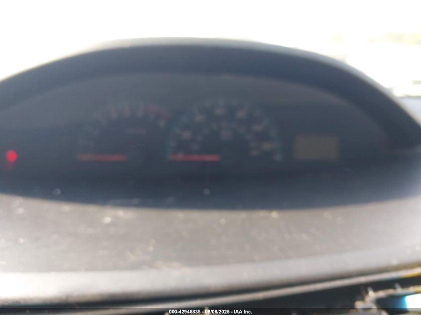 2010 Toyota Yaris VIN: JTDBT4K35A1365445 Lot: 42946835