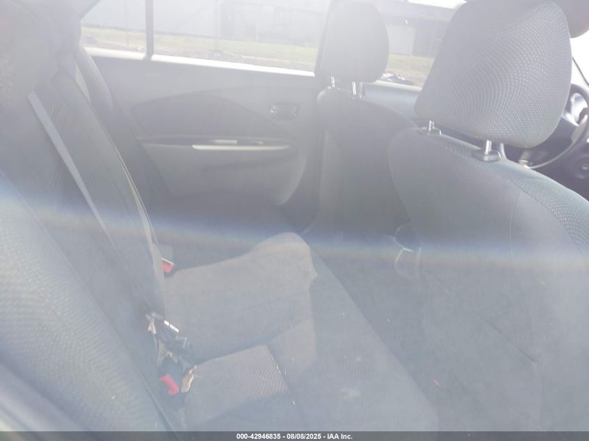 2010 Toyota Yaris VIN: JTDBT4K35A1365445 Lot: 42946835