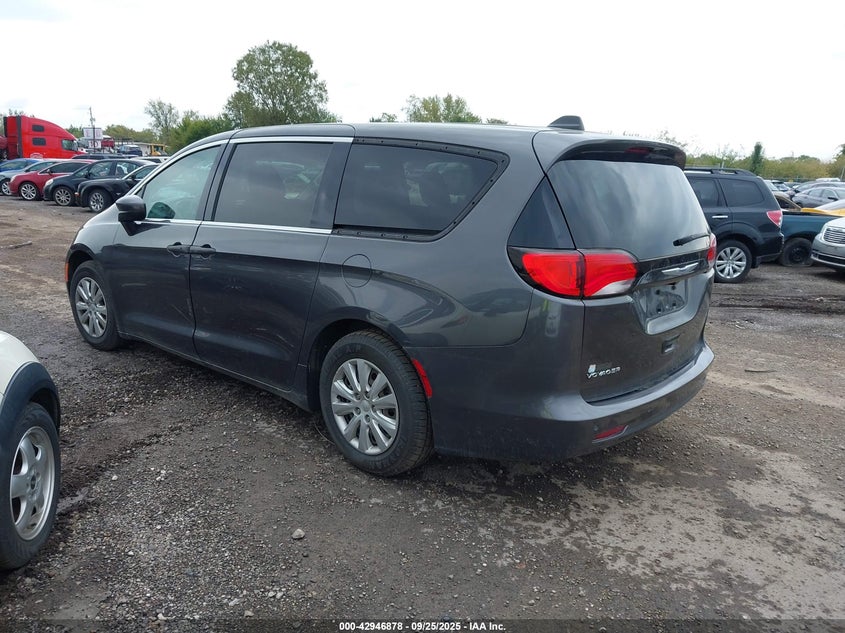 2020 Chrysler Voyager L grey van flexible 2C4RC1AG8LR209495 photo #4